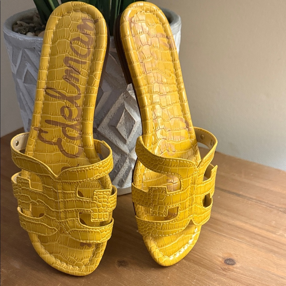 Sam Edelman Bay Croc-Embossed Sandals